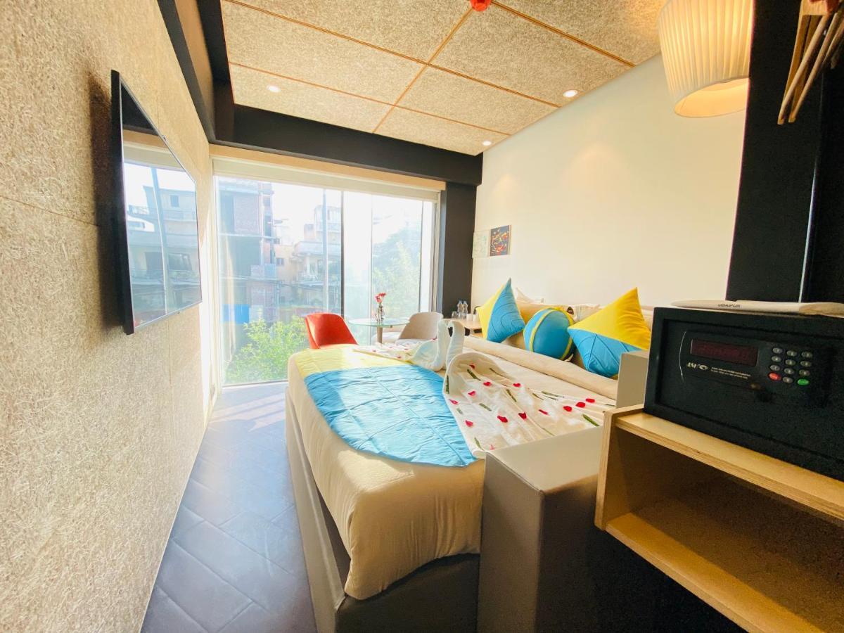 Hotel Nuo By Justa Nowe Delhi Zewnętrze zdjęcie